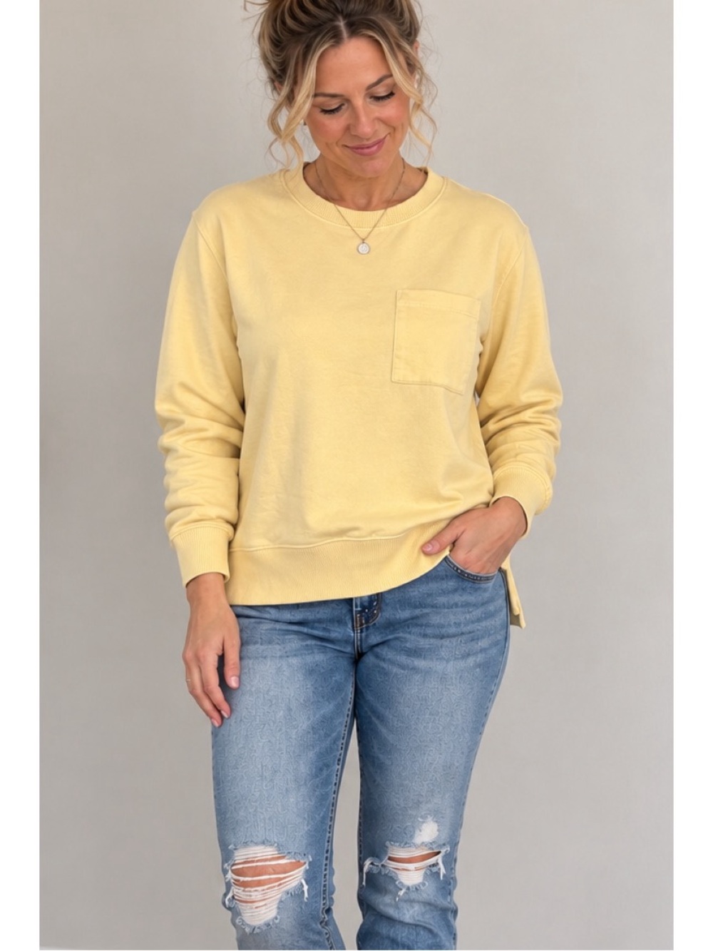 Orvis Butter Yellow pullover Riverside Crewneck sweatshirt with front pocket